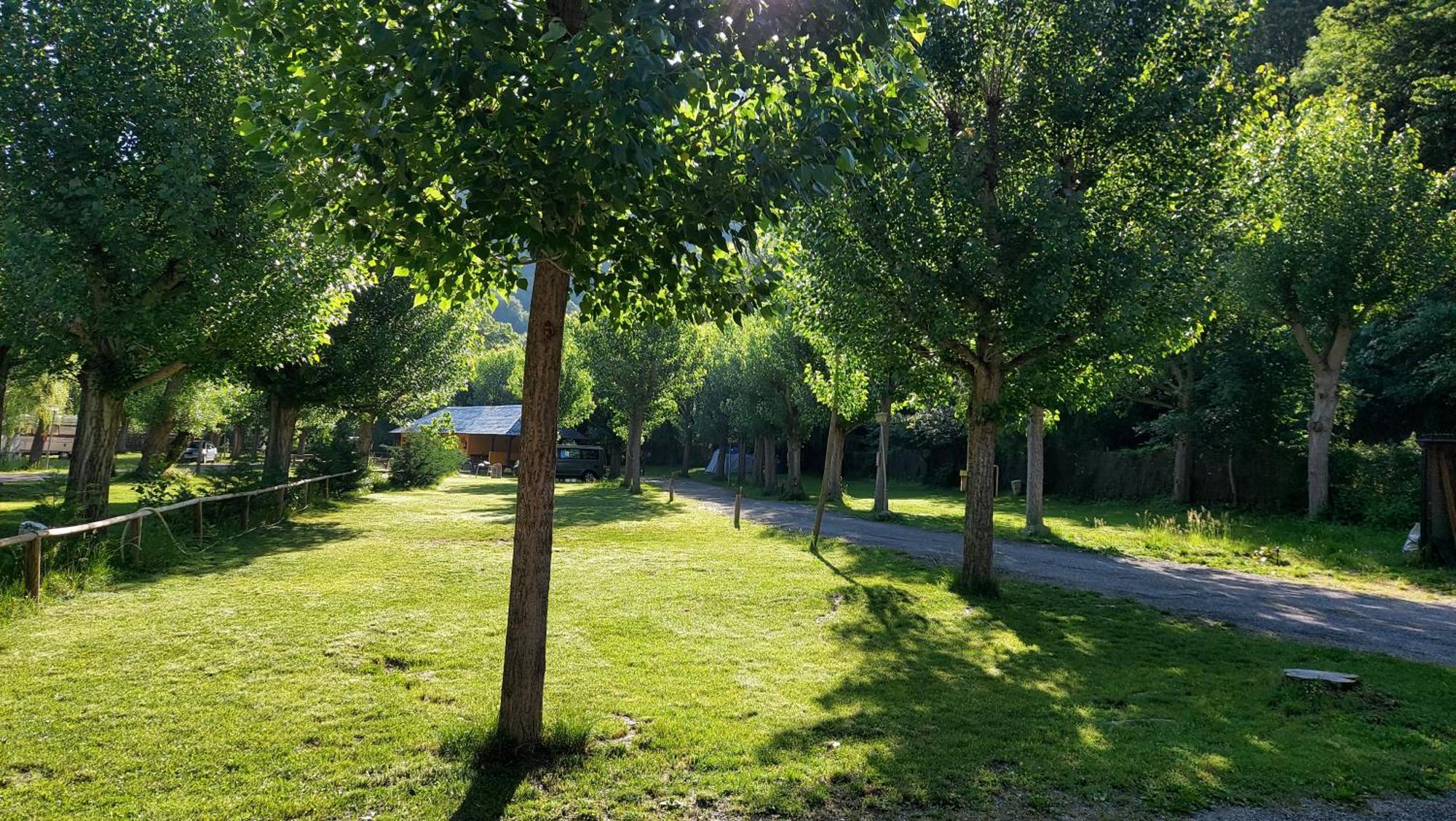 Camping Льяворсі Екстер'єр фото